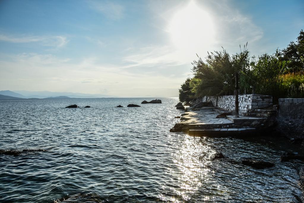 Melies- Seaside Boutique Apartments Khórto Dış mekan fotoğraf