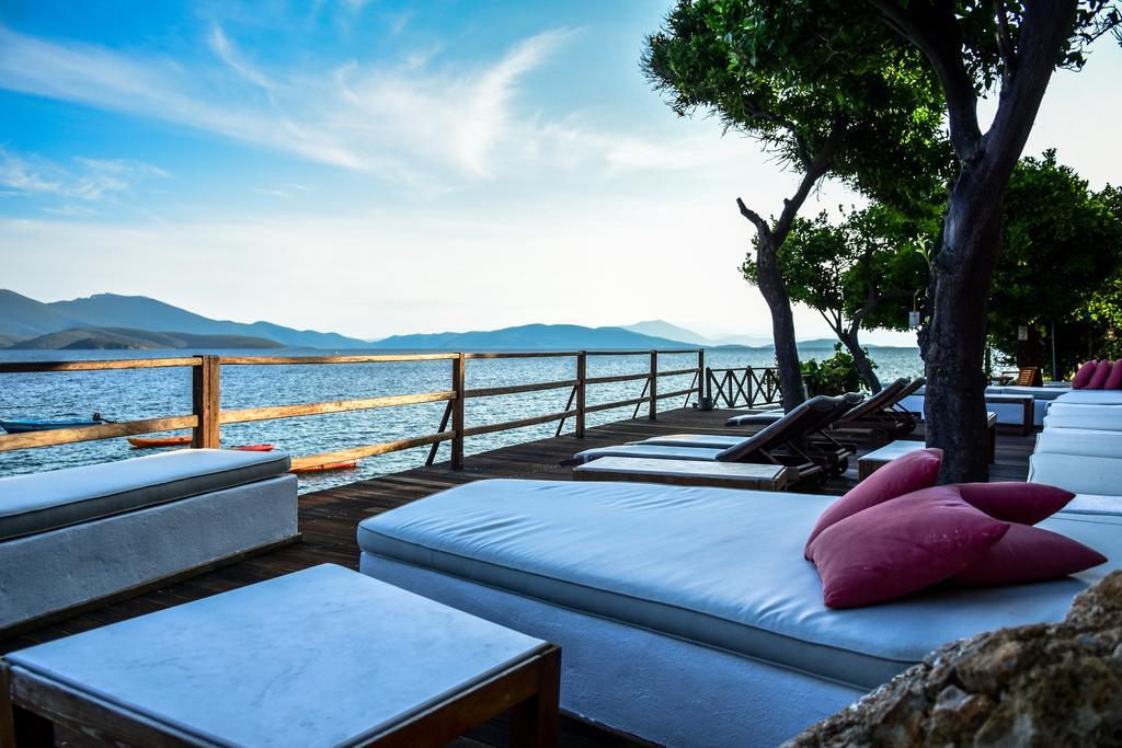 Melies- Seaside Boutique Apartments Khórto Dış mekan fotoğraf