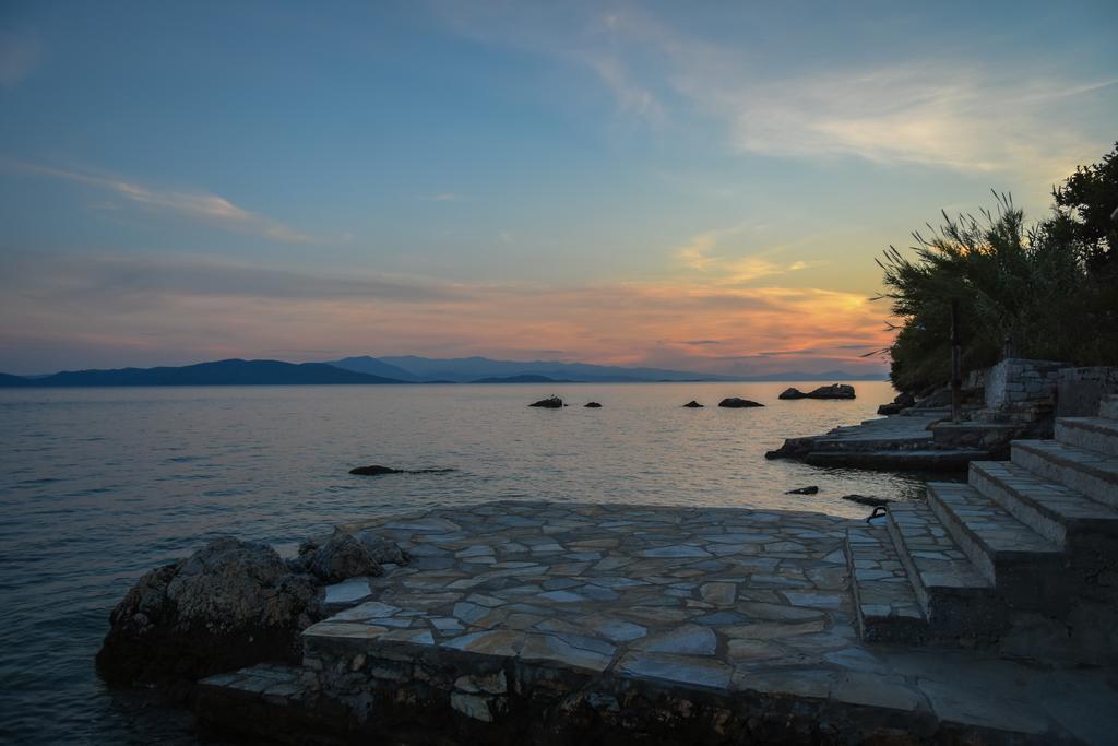 Melies- Seaside Boutique Apartments Khórto Dış mekan fotoğraf